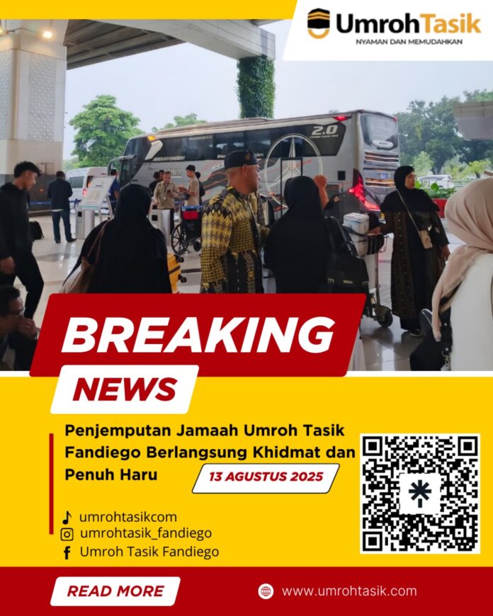 Penjemputan Jamaah Umroh Tasik Fandiego Berlangsung Khidmat dan Penuh Haru Tasikmalaya, 13 Agustus 2025 — Suasana haru dan bahagia menyelimuti area penjemputan kedatangan di Bandara Internasional Soekarno-Hatta, saat rombongan jamaah umroh asal Tasikmalaya yang difasilitasi oleh Fandiego Travel tiba kembali di tanah air. Rombongan yang berjumlah 45 orang ini baru saja menyelesaikan perjalanan ibadah umroh selama 9 hari di Tanah Suci. Keluarga, kerabat, dan pihak penyelenggara telah bersiap sejak pagi dengan spanduk ucapan selamat datang, bunga, hingga camilan khas Tasik sebagai tanda cinta. Tangis haru pun tak terhindarkan ketika para jamaah turun dari bus dan bertemu kembali dengan orang-orang tercinta setelah menempuh perjalanan spiritual yang mengesankan. Direktur Fandiego Travel, H. Ahmad Fandi, menyampaikan rasa syukur dan terima kasih atas kelancaran perjalanan ini. “Alhamdulillah, seluruh jamaah kembali dengan selamat dan sehat. Semoga ibadah umroh yang telah dilaksanakan menjadi umroh yang mabrur dan membawa keberkahan untuk keluarga dan masyarakat,” ujarnya. Selain penjemputan, pihak Fandiego Travel juga memberikan layanan antar hingga ke rumah masing-masing jamaah di Tasikmalaya. Hal ini menjadi salah satu bentuk pelayanan prima yang terus diupayakan agar para jamaah merasa nyaman dari awal hingga akhir perjalanan. Sejumlah jamaah mengungkapkan rasa puas dan terima kasih atas pelayanan yang diberikan. “Dari keberangkatan sampai pulang, semuanya tertata rapi dan nyaman. InsyaAllah kalau ada rezeki, kami akan berangkat lagi bersama Fandiego,” tutur Hj. Nurhayati, salah satu jamaah. Dengan berakhirnya perjalanan kali ini, Fandiego Travel kembali menegaskan komitmennya untuk memberikan pengalaman ibadah yang aman, nyaman, dan penuh makna bagi masyarakat Tasikmalaya dan sekitarnya. ✨Info dan bantuan lebih lanjut, silakan hubungi admin kami atau datang langsung ke kantor Travel Umroh Tasik Fandiego - 082219792794 (Nuela) - 082126067811 (Ashilah) - 085700617869 (MinGo) 📍Kantor : Jl. Bojong Tengah No. 5a (Depan SMK MANANGGA PRATAMA) Cipedes, Mitrabatik Kota Tasikmalaya Umrohtasik.com Linktree : https://linktr.ee/Umrohtasik Lokasi : https://g.co/kgs/zfJCu6D